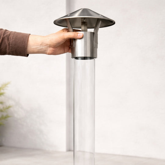 Tube de feu Gardenflare Premium Pare-étincelles positionné sur le tube en verre